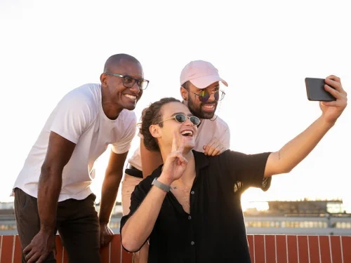 Yükseleni Aslan Olan Aslan Burcu Erkeği Doğum Haritanızın Kapısı