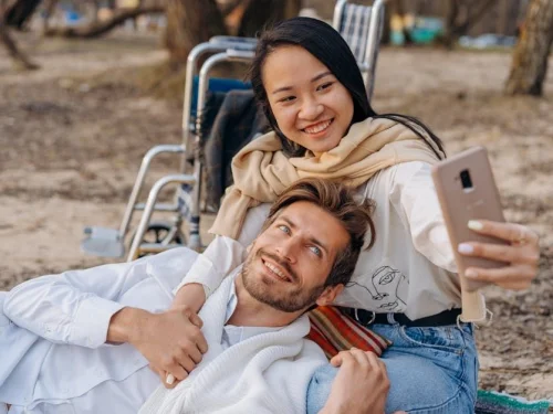 Yükseleni İkizler Olan Aslan Burcu Erkeği Tarzınızı Etkileyen Burç