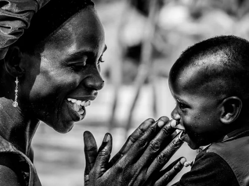 Yükseleni Kova Olan Aslan Burcu Erkeği Sizi Nasıl Okuyorlar?