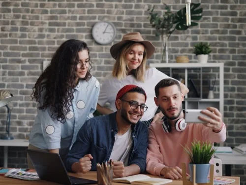 Yükseleni Yengeç Olan Başak Burcu Erkeği Sizinle İlk Karşılaşan Ne Görüyor?
